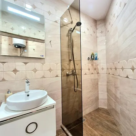 Apartment Alexandrovska - Super Centar Luxury